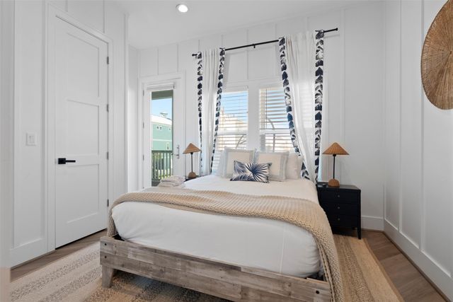 3807 Neptune, Galveston, TX 77554