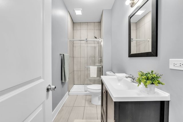 3208 W Wabansia Avenue, Chicago, IL 60647