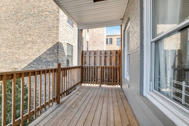 3208 W Wabansia Avenue, Chicago, IL 60647