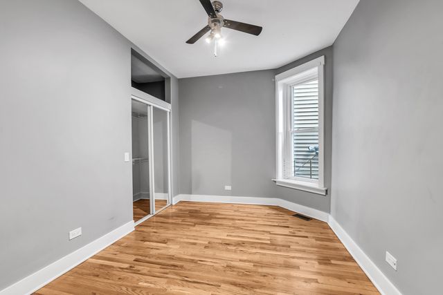 3208 W Wabansia Avenue, Chicago, IL 60647