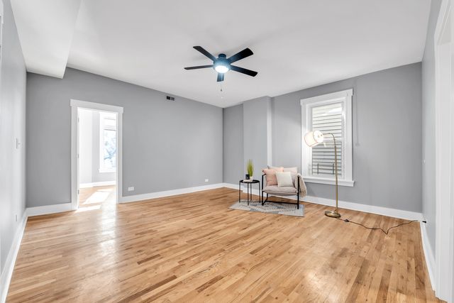 3208 W Wabansia Avenue, Chicago, IL 60647