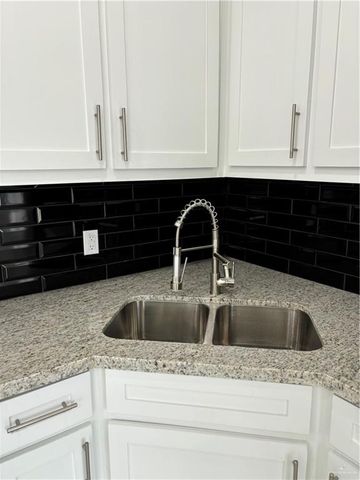 1012 N Clarence Avenue 2, Edinburg, TX 78541