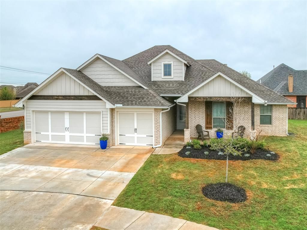 5813 NW 159th Street, Edmond, OK 73013