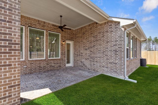 514 Tawny Rim Drive, Willis, TX 77318