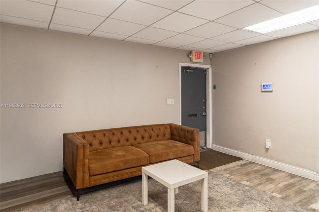 3337 NW 74th Avenue 3337, Miami, FL 33122