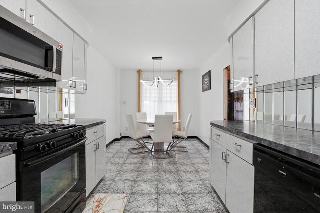 190 LARKSPUR ST, Philadelphia, PA 19116