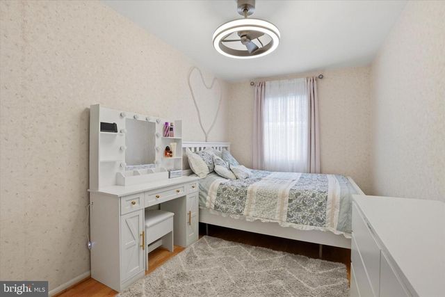 190 LARKSPUR ST, Philadelphia, PA 19116