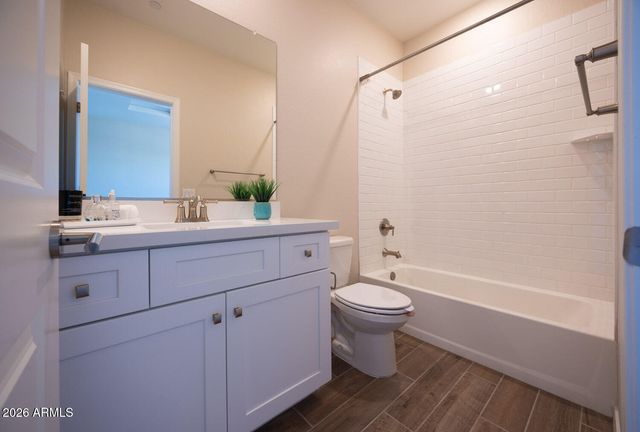 161 E BALSAM Drive, Chandler, AZ 85286