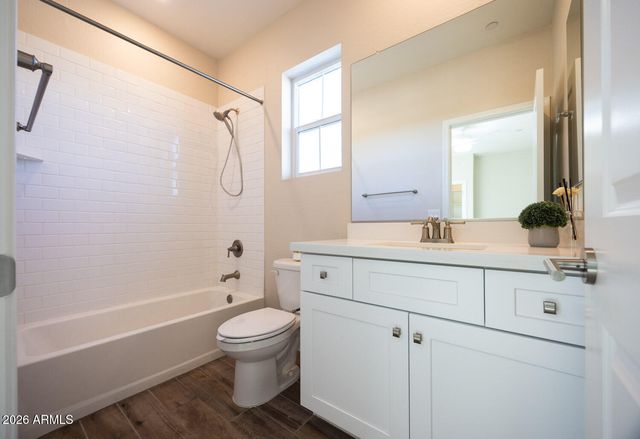 161 E BALSAM Drive, Chandler, AZ 85286