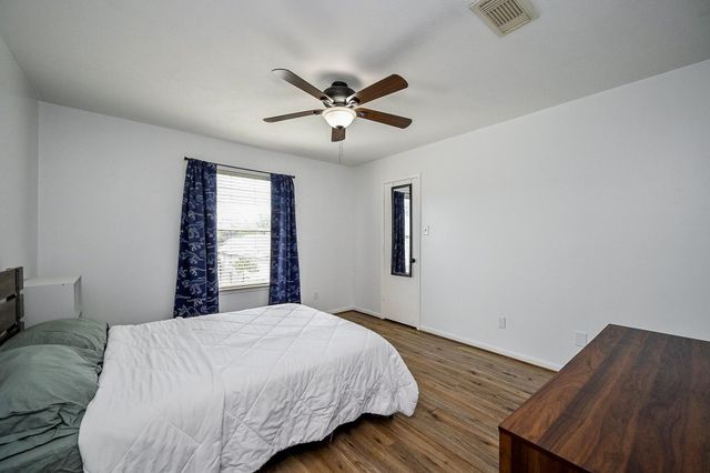 2534 Halstead Drive, Spring, TX 77386