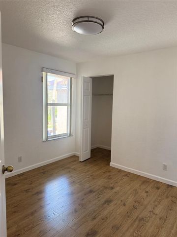 9064 NW 54th St 9064, Sunrise, FL 33351