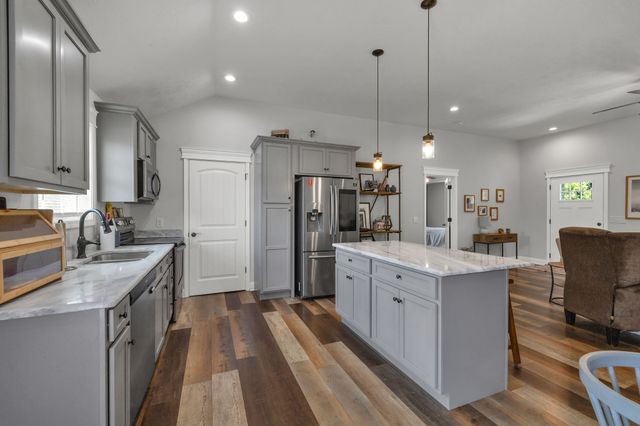 111 Parker Road, Shelbyville, TN 37160