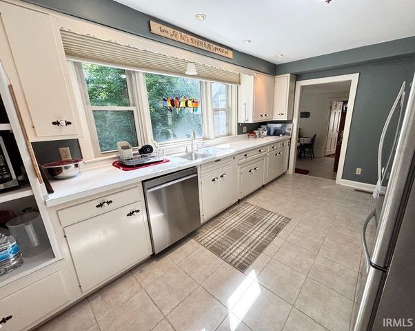 10306 Browning Road, Evansville, IN 47725