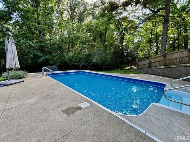 10306 Browning Road, Evansville, IN 47725