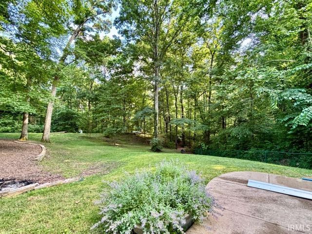 10306 Browning Road, Evansville, IN 47725