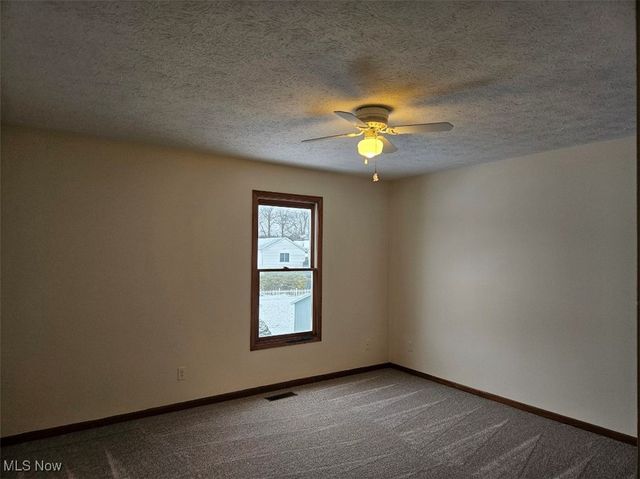 496 Helena Drive, Tallmadge, OH 44278