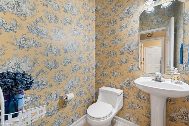 824 Gehring Drive, Kernersville, NC 27284