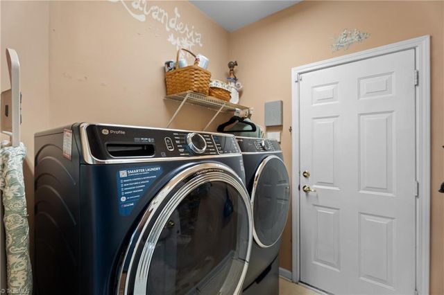 824 Gehring Drive, Kernersville, NC 27284