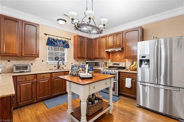 824 Gehring Drive, Kernersville, NC 27284