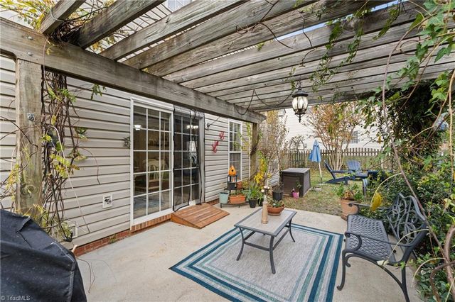 824 Gehring Drive, Kernersville, NC 27284