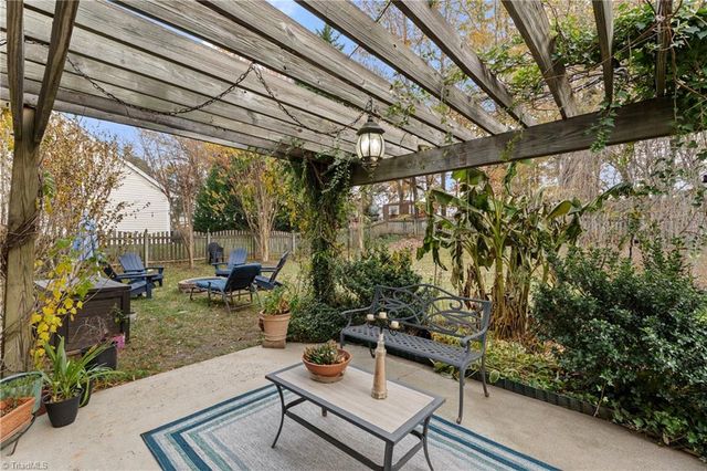 824 Gehring Drive, Kernersville, NC 27284