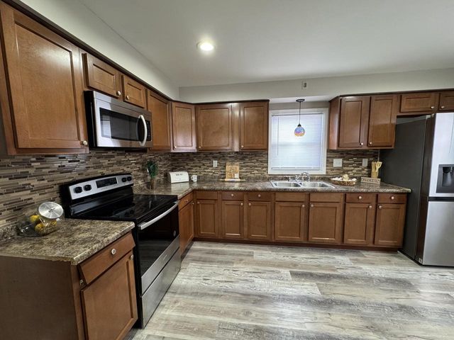 5239 N 63rd STREET, Milwaukee, WI 53218