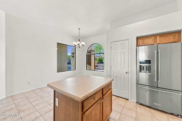 9823 E GREENWAY Street, Mesa, AZ 85207