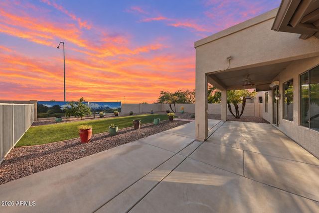 9823 E GREENWAY Street, Mesa, AZ 85207