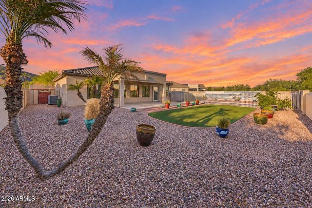 9823 E GREENWAY Street, Mesa, AZ 85207