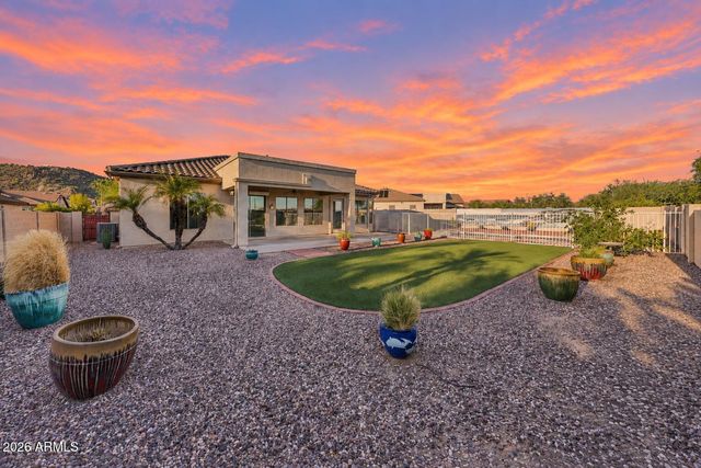 9823 E GREENWAY Street, Mesa, AZ 85207