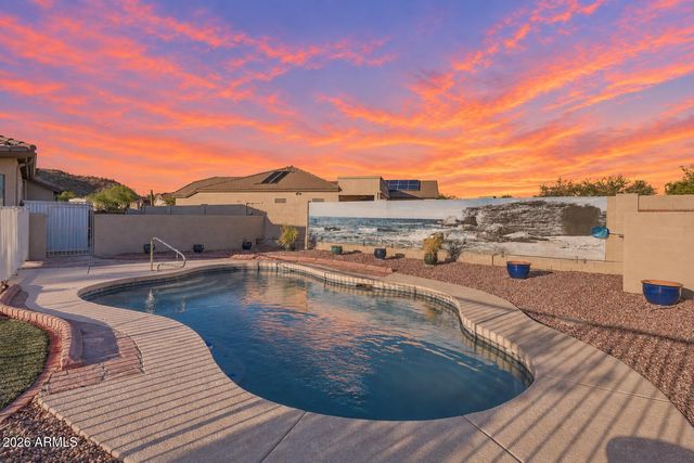 9823 E GREENWAY Street, Mesa, AZ 85207