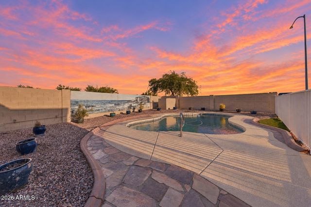 9823 E GREENWAY Street, Mesa, AZ 85207
