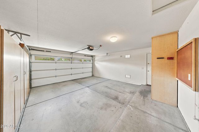 9823 E GREENWAY Street, Mesa, AZ 85207