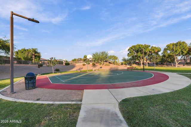 9823 E GREENWAY Street, Mesa, AZ 85207