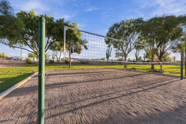 9823 E GREENWAY Street, Mesa, AZ 85207