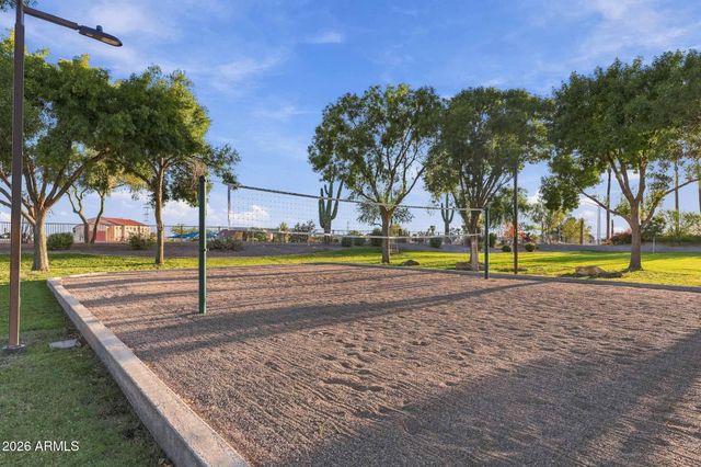 9823 E GREENWAY Street, Mesa, AZ 85207