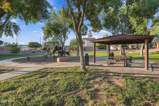 9823 E GREENWAY Street, Mesa, AZ 85207