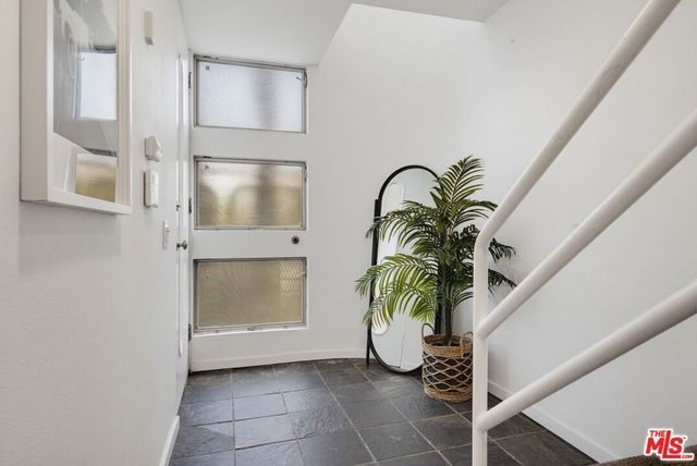 821 Bay Street C6, Santa Monica, CA 90405
