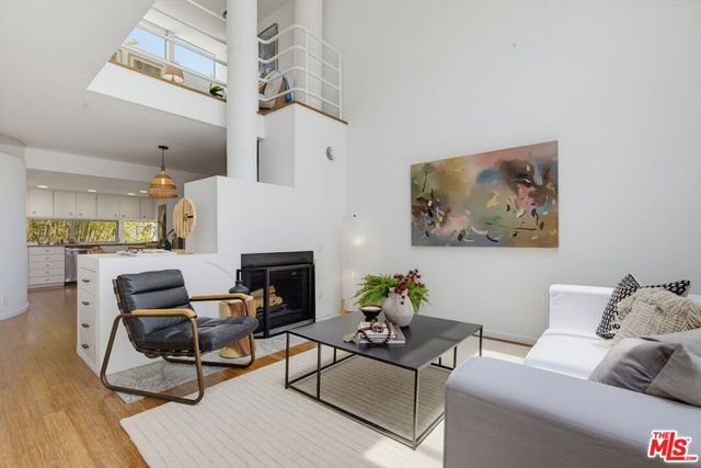 821 Bay Street C6, Santa Monica, CA 90405