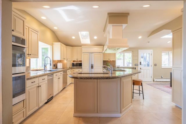 25983 High Terrace Lane, Salinas, CA 93908