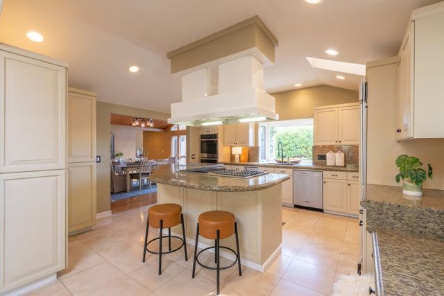 25983 High Terrace Lane, Salinas, CA 93908