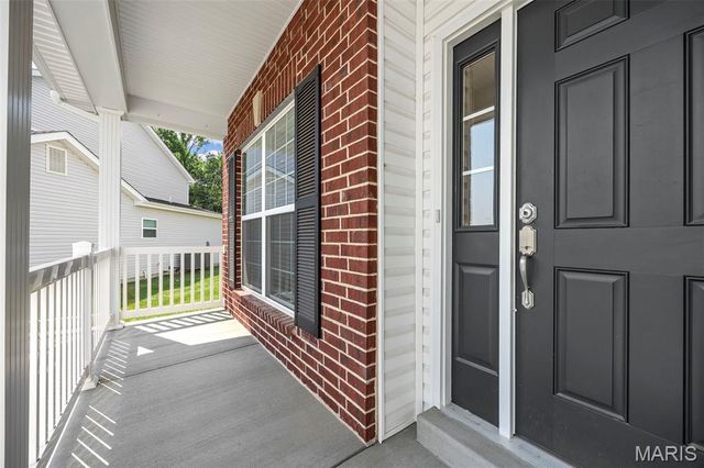 1024 Miremont Drive, St Louis, MO 63011
