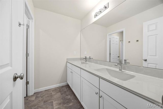 1024 Miremont Drive, St Louis, MO 63011