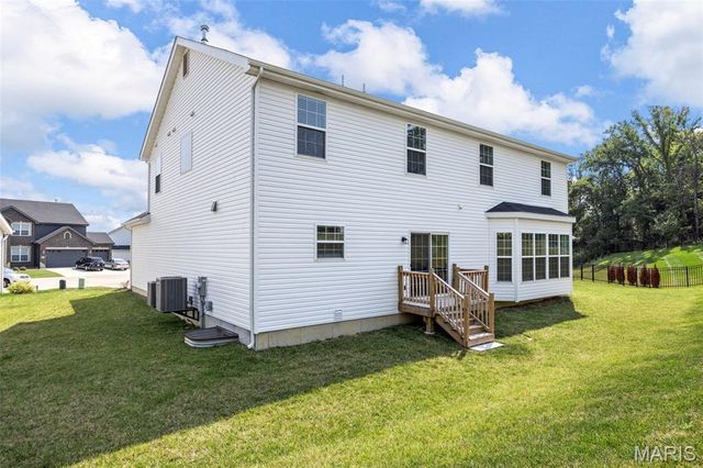 1024 Miremont Drive, St Louis, MO 63011