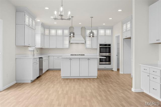 1024 Miremont Drive, St Louis, MO 63011