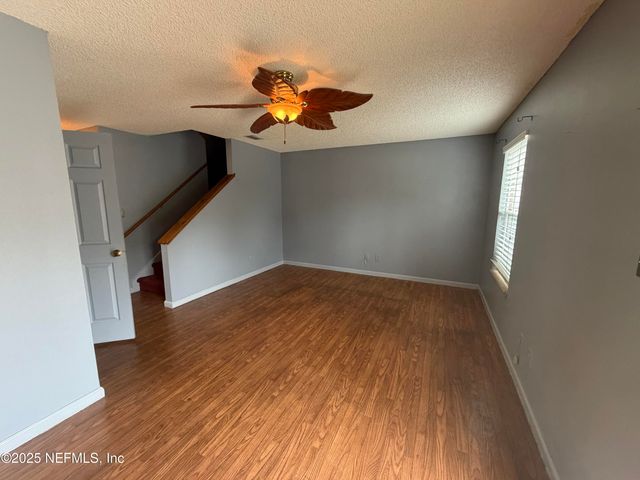 1114 SCHEIDEL Court, Atlantic Beach, FL 32233