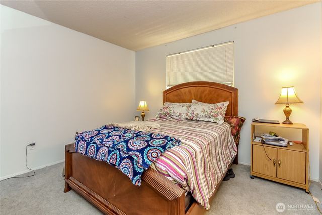 15213 12th Avenue E, Tacoma, WA 98445