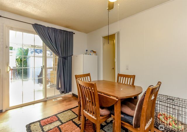 15213 12th Avenue E, Tacoma, WA 98445