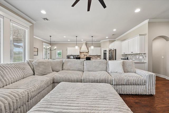 7724 N 147th East Avenue, Owasso, OK 74055