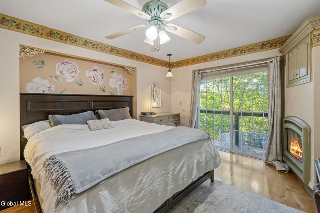 13 Tracey Court, Troy, NY 12180